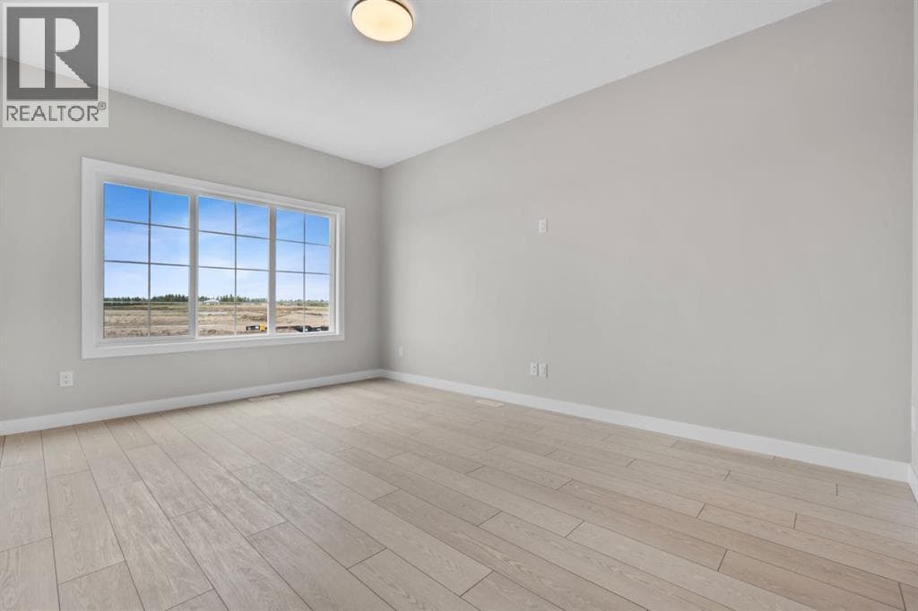 9989 Huxbury Drive NE — photo 3
