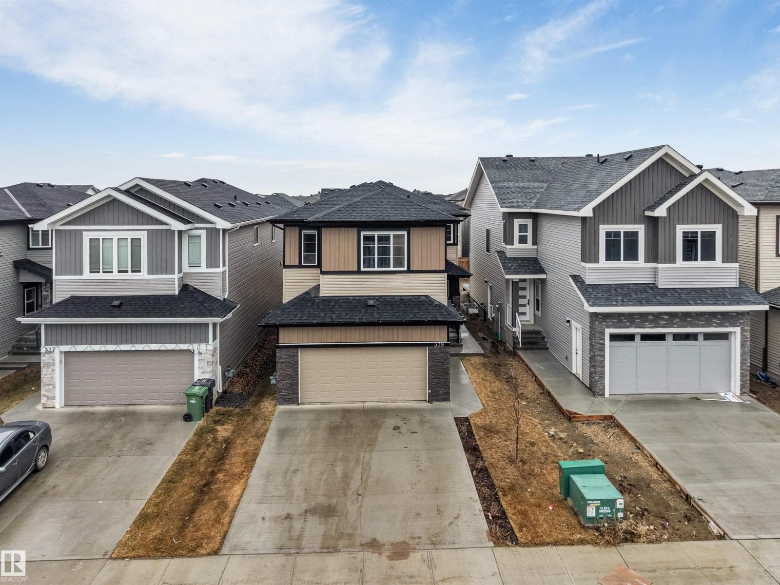 339 ROBERTS WD