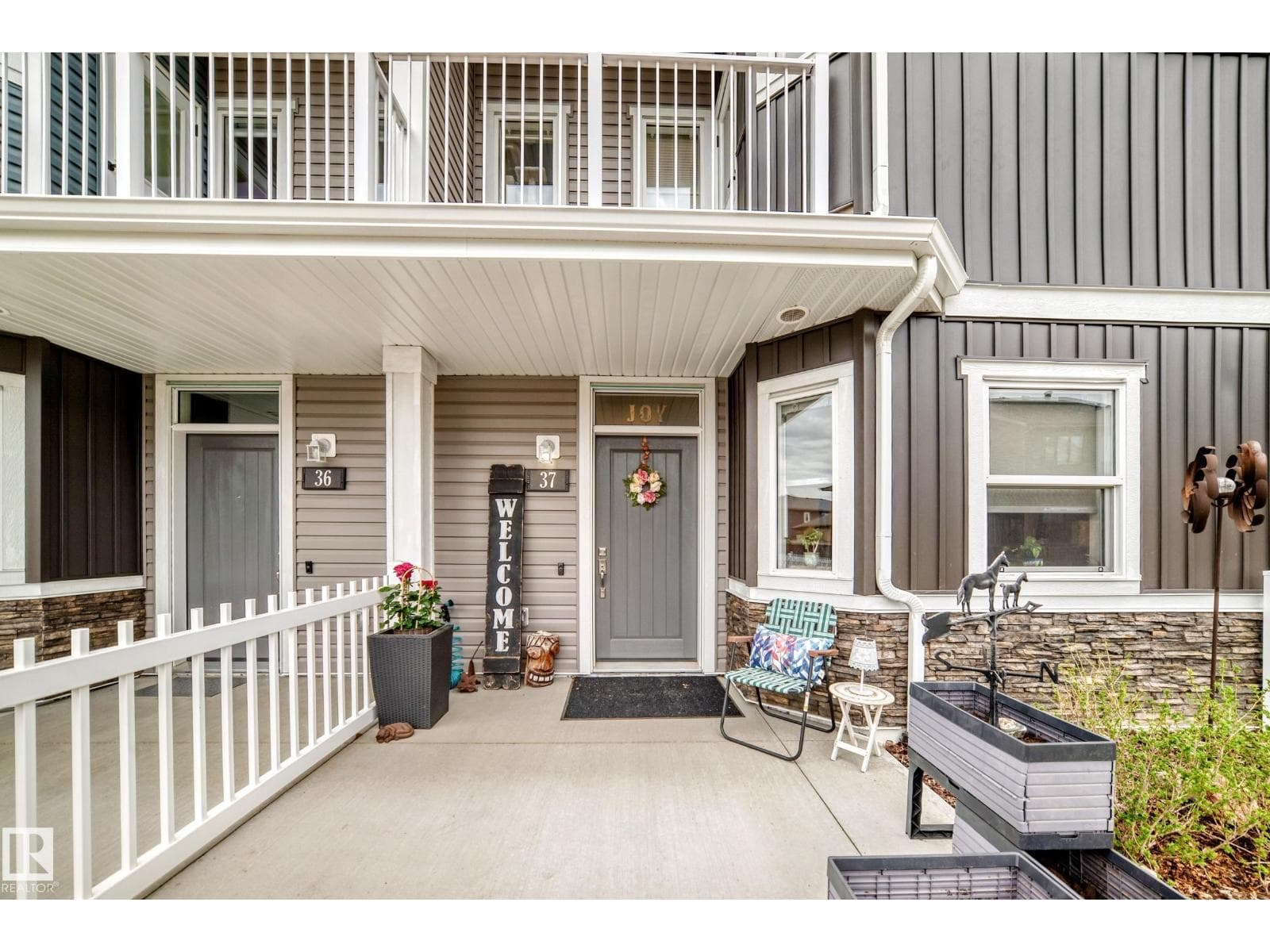 #37 150 EVERITT DR