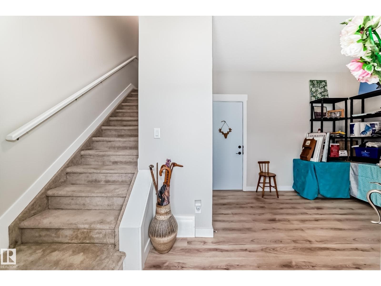 #37 150 EVERITT DR — photo 4