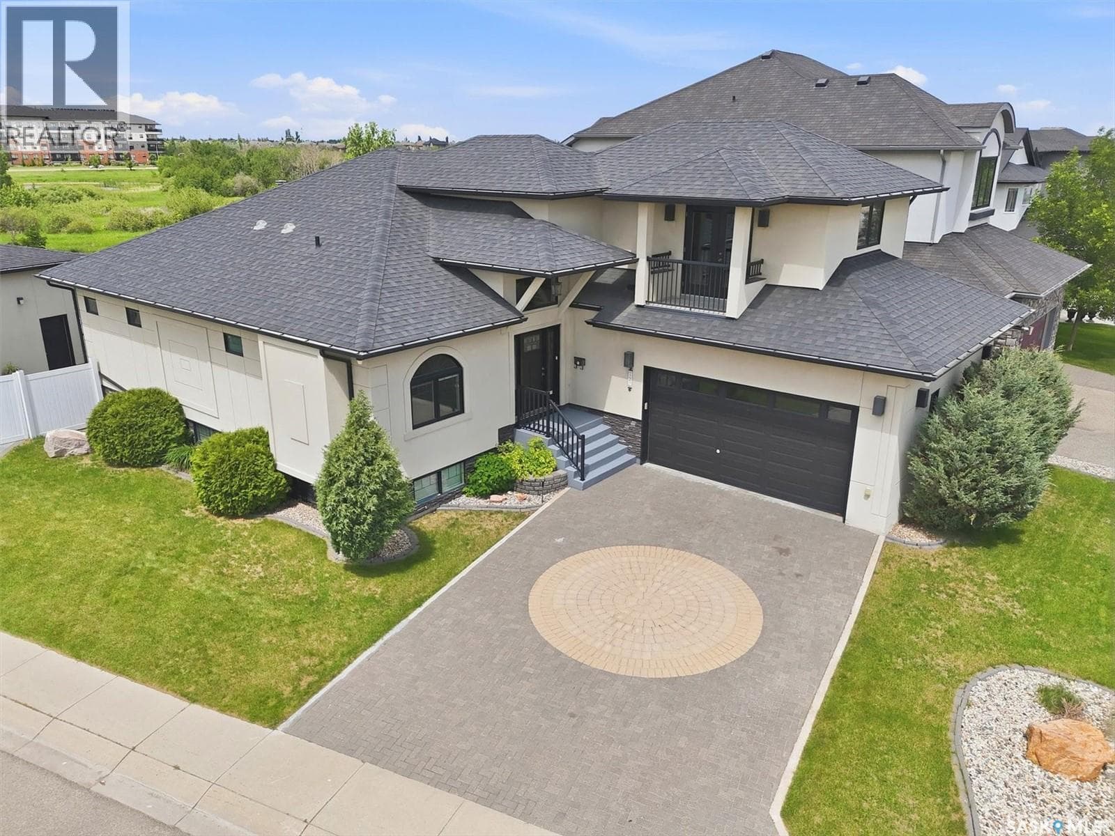 327 Hastings LANE