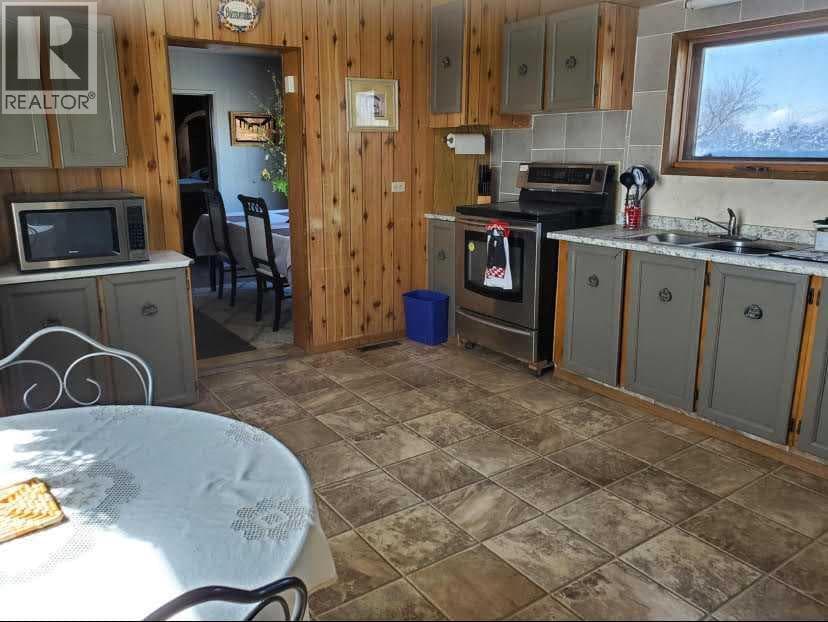 142043B RR254 — photo 4