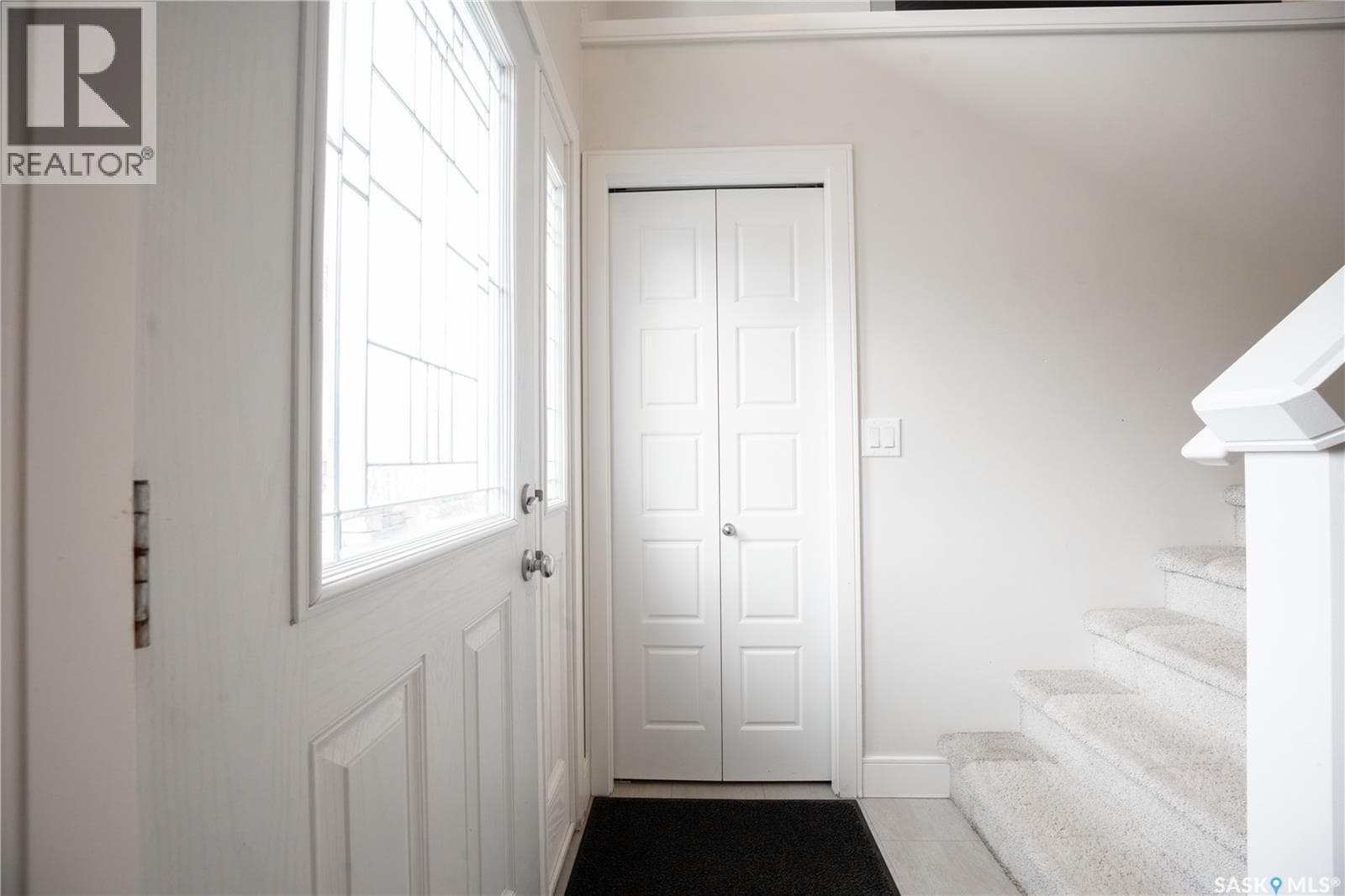 646 Kolynchuk COURT — photo 3