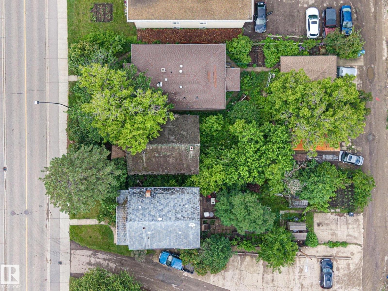 8526 106 ST NW — photo 3