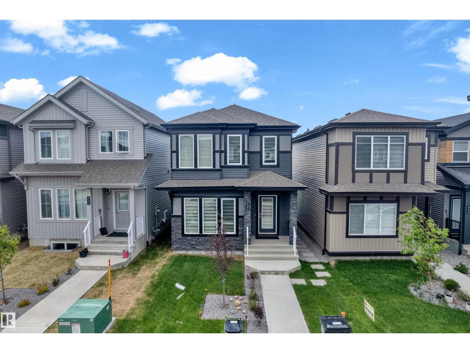 432 29 ST SW — photo 2