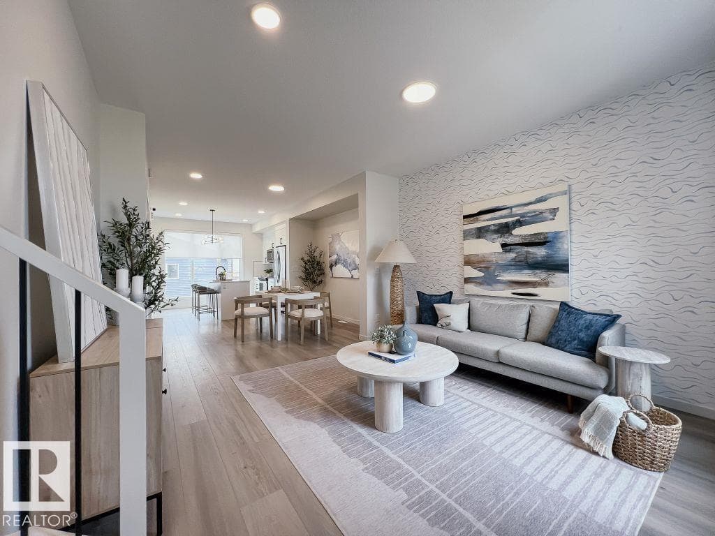 7452 KLAPSTEIN CR SW — photo 3
