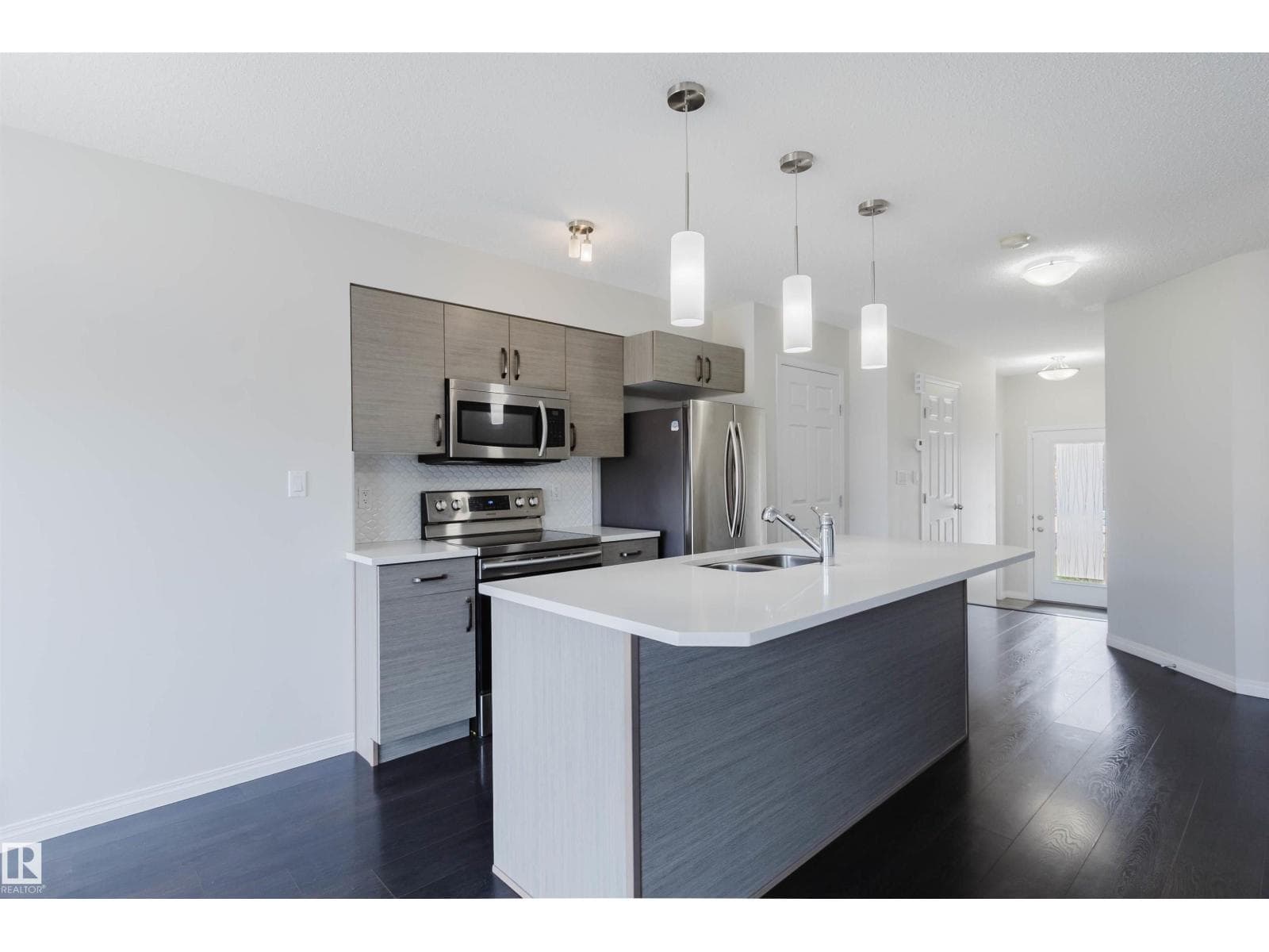 2082 PRICE LANDING SW — photo 3