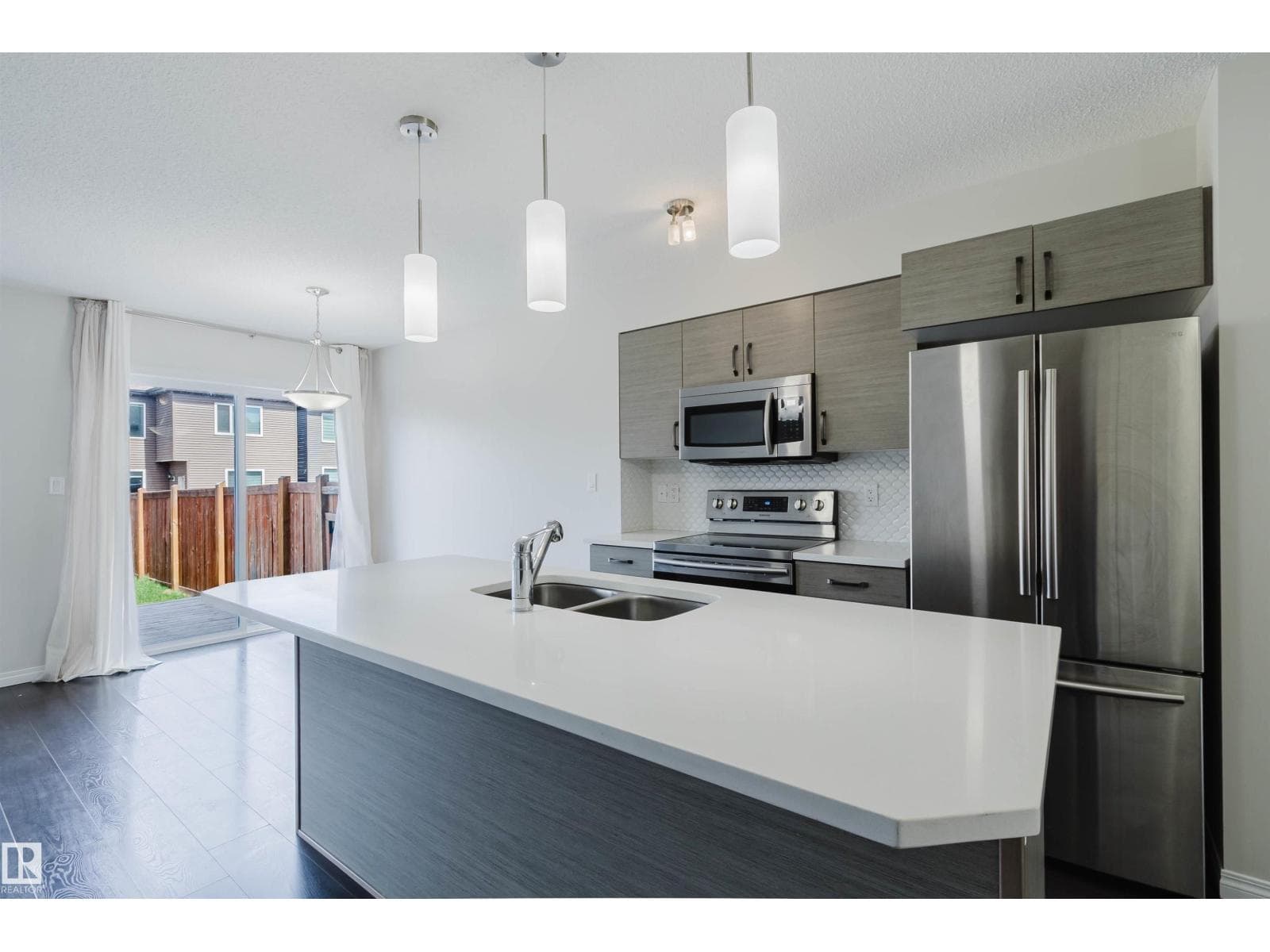 2082 PRICE LANDING SW — photo 5