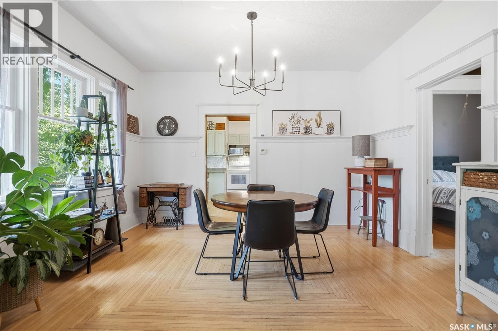 5 bed 2 bath single family at 621 Bedford ROAD — $524,900 — photo 12