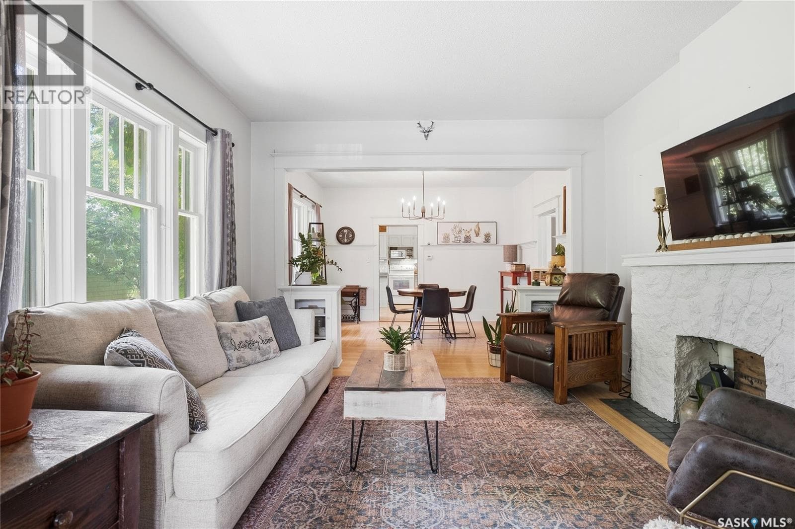 5 bed 2 bath single family at 621 Bedford ROAD — $524,900 — photo 8