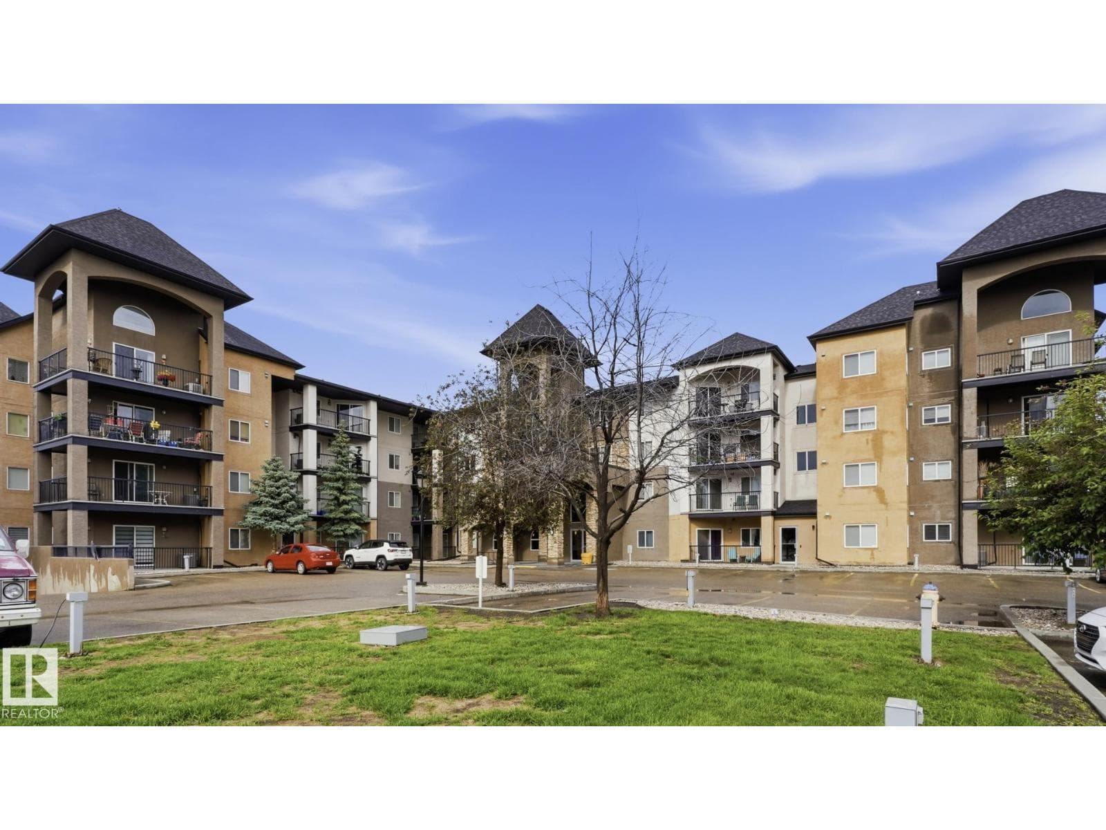 #208 14612 125 ST NW