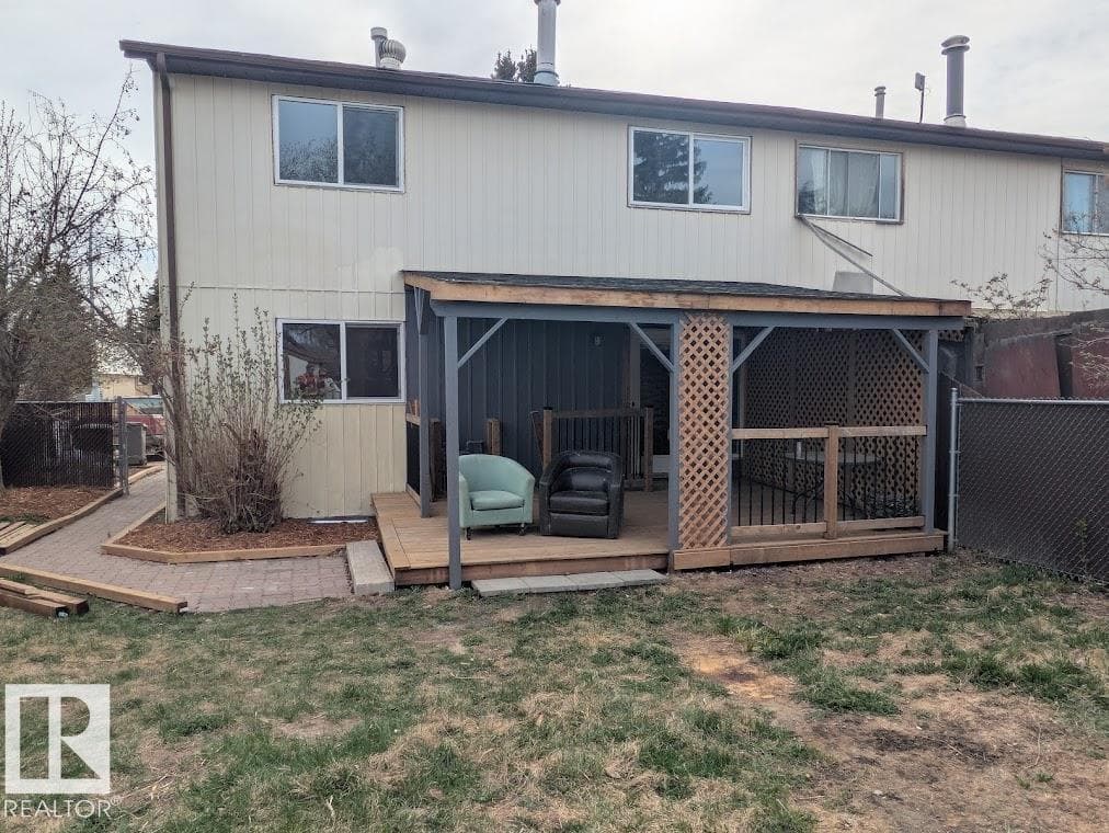 703 GRANDIN DR — photo 2