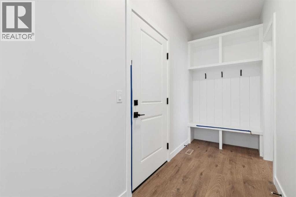 462 Bighorn Avenue SW — photo 3
