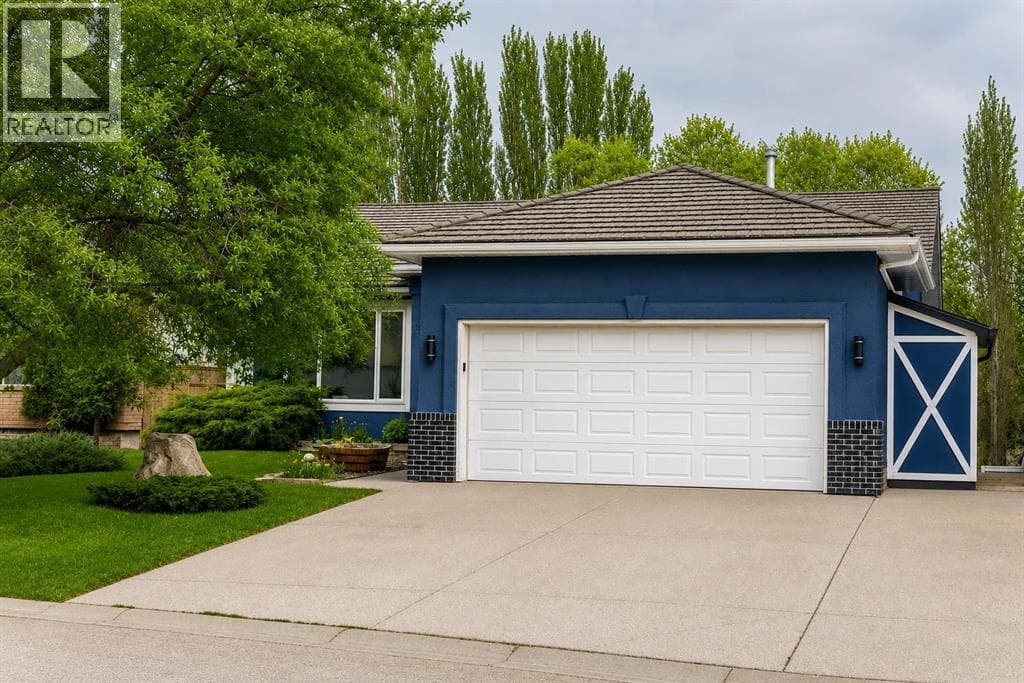 260 Westchester Way — photo 3