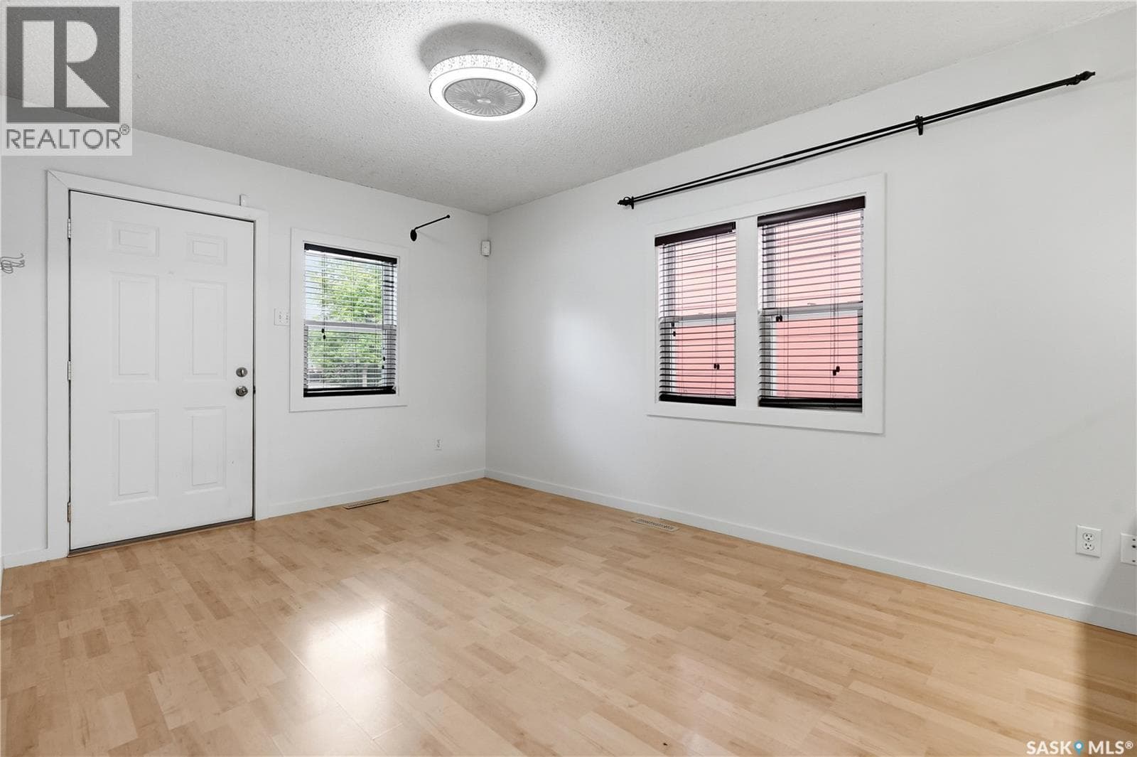 2509 McDonald STREET — photo 4