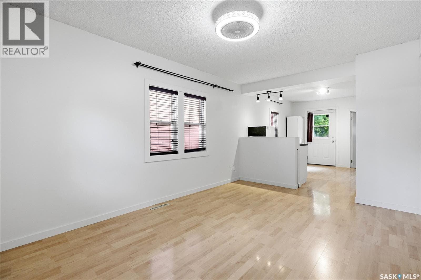 2509 McDonald STREET — photo 5