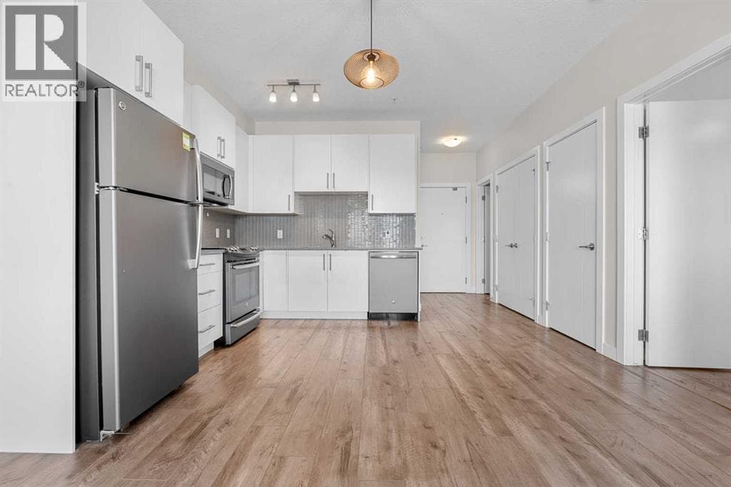 210, 20 Sage Hill Terrace NW — photo 5