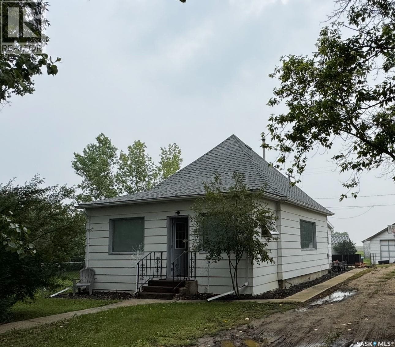 215 Kerry STREET