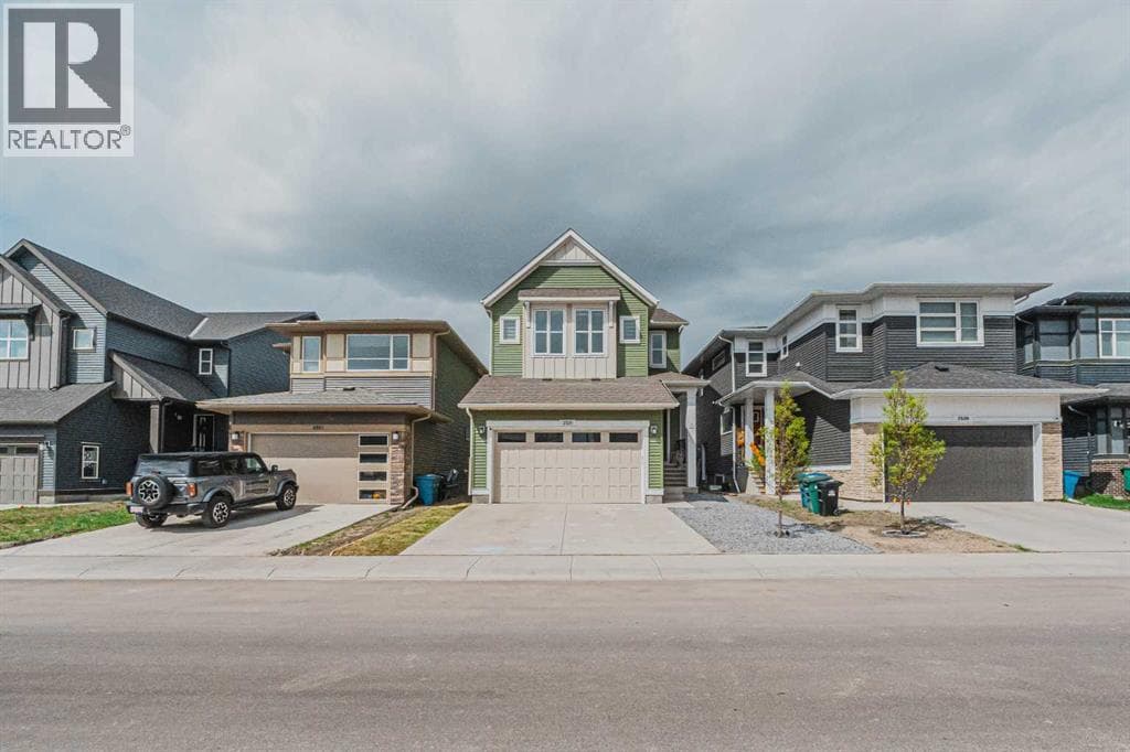 2325 Lancaster Heights SE — photo 2