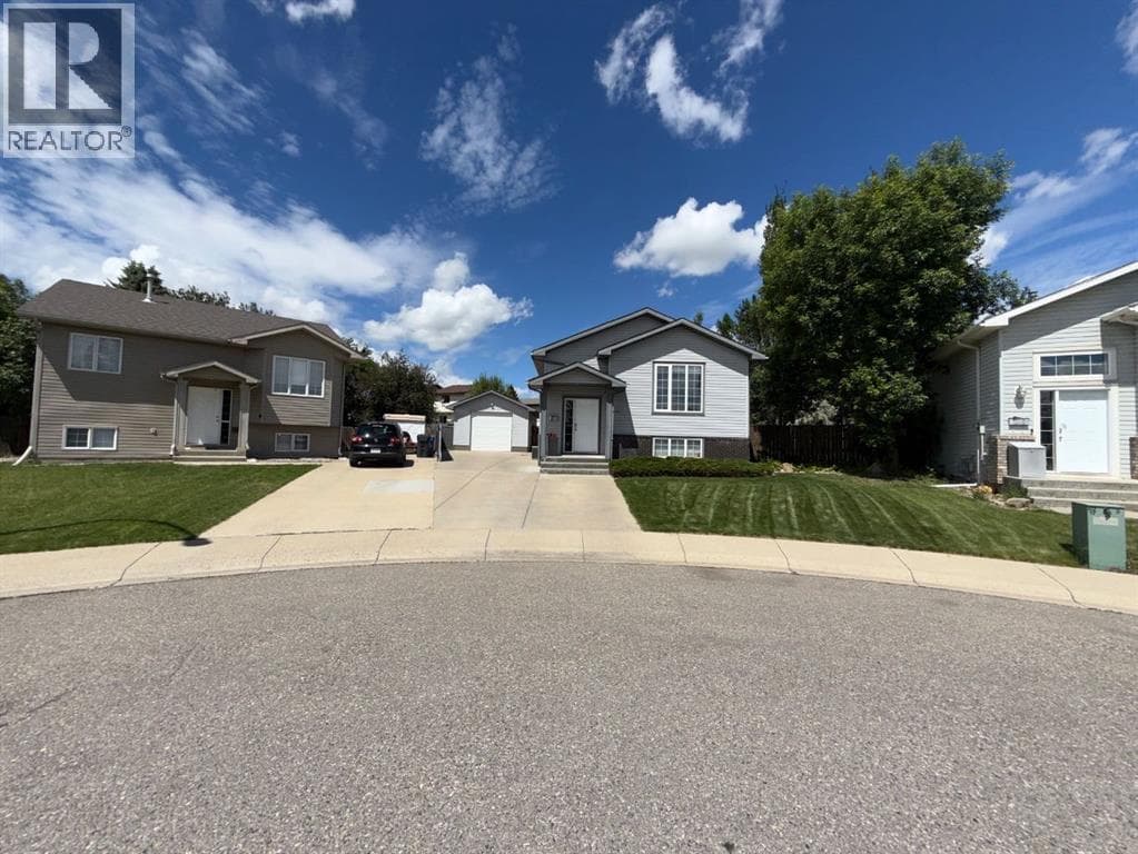 40 MicMac Court W — photo 2
