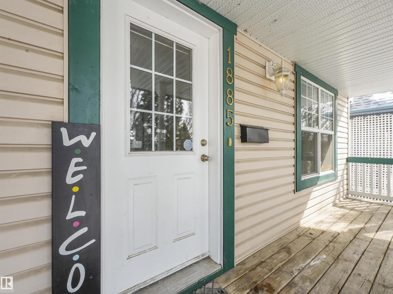1885 TOMLINSON WY NW — photo 3