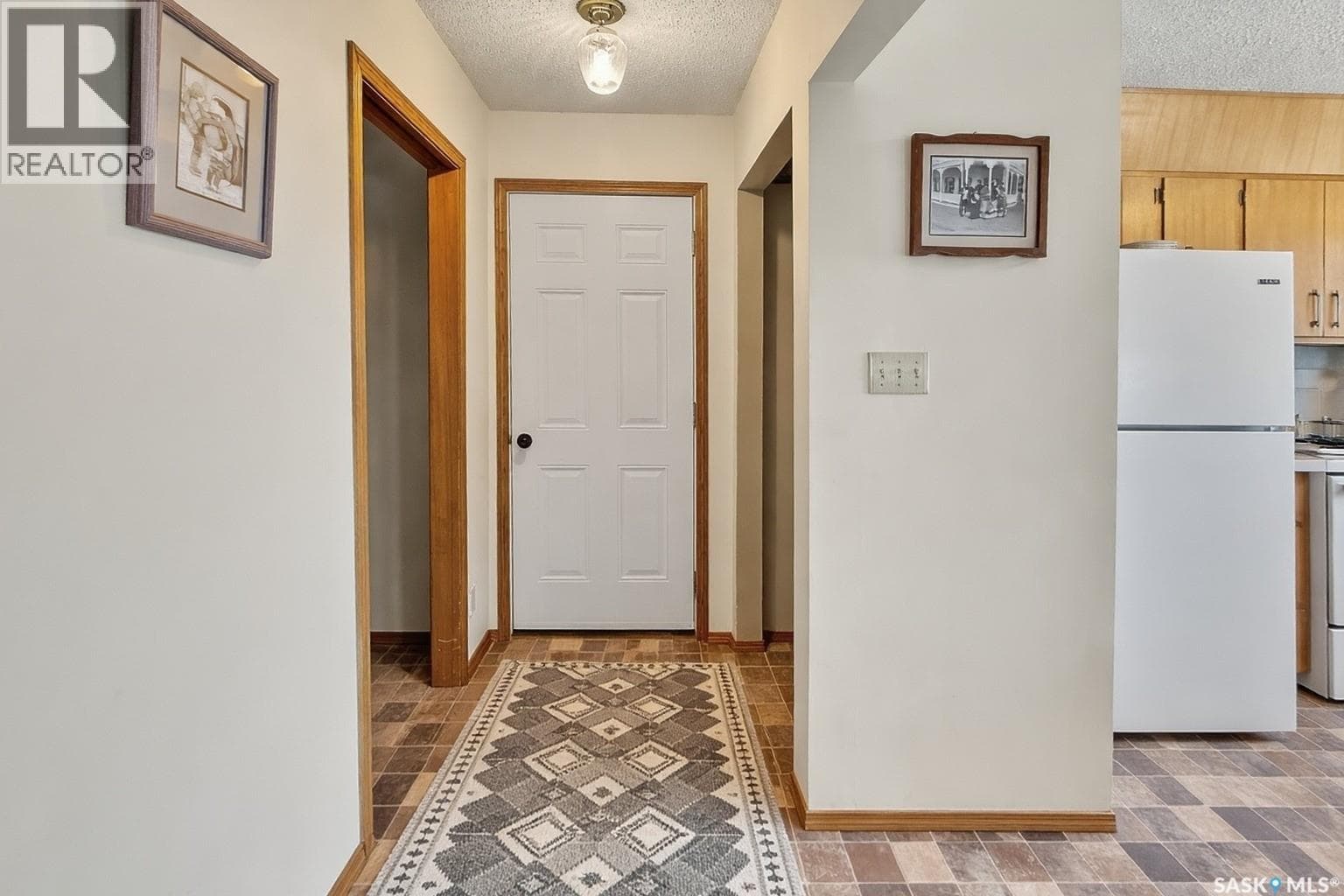 13 Smith STREET — photo 2