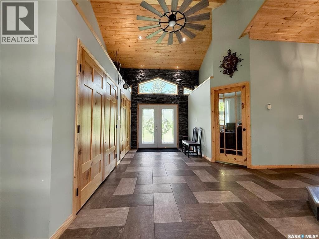 Elizabeth St South Acreage — photo 5