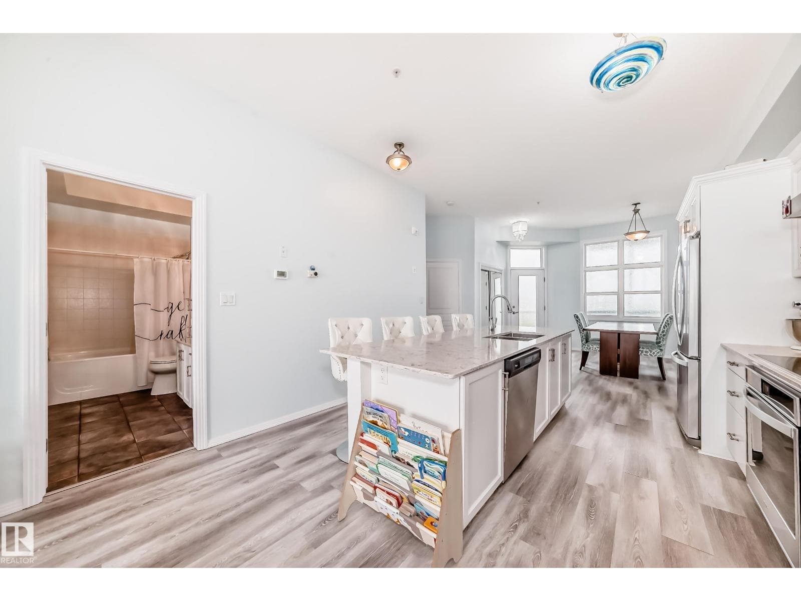 #414 9507 101 AV NW — photo 5