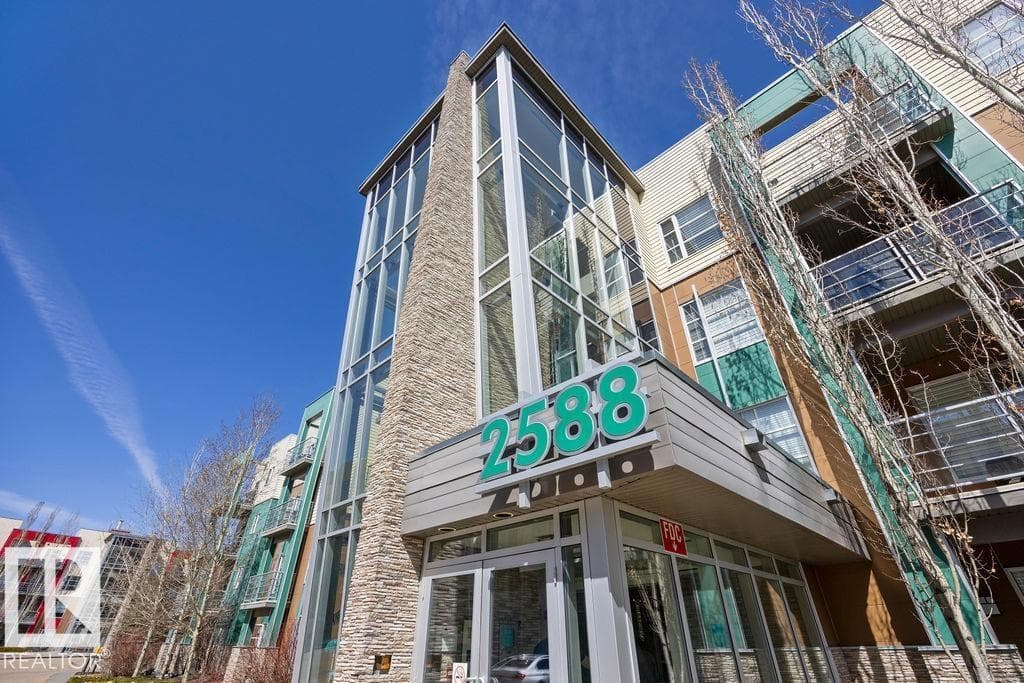 #108 2588 ANDERSON WY SW — photo 4