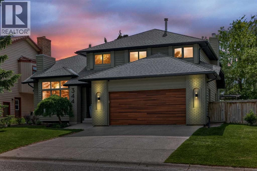 344 Canterville Drive SW — photo 3