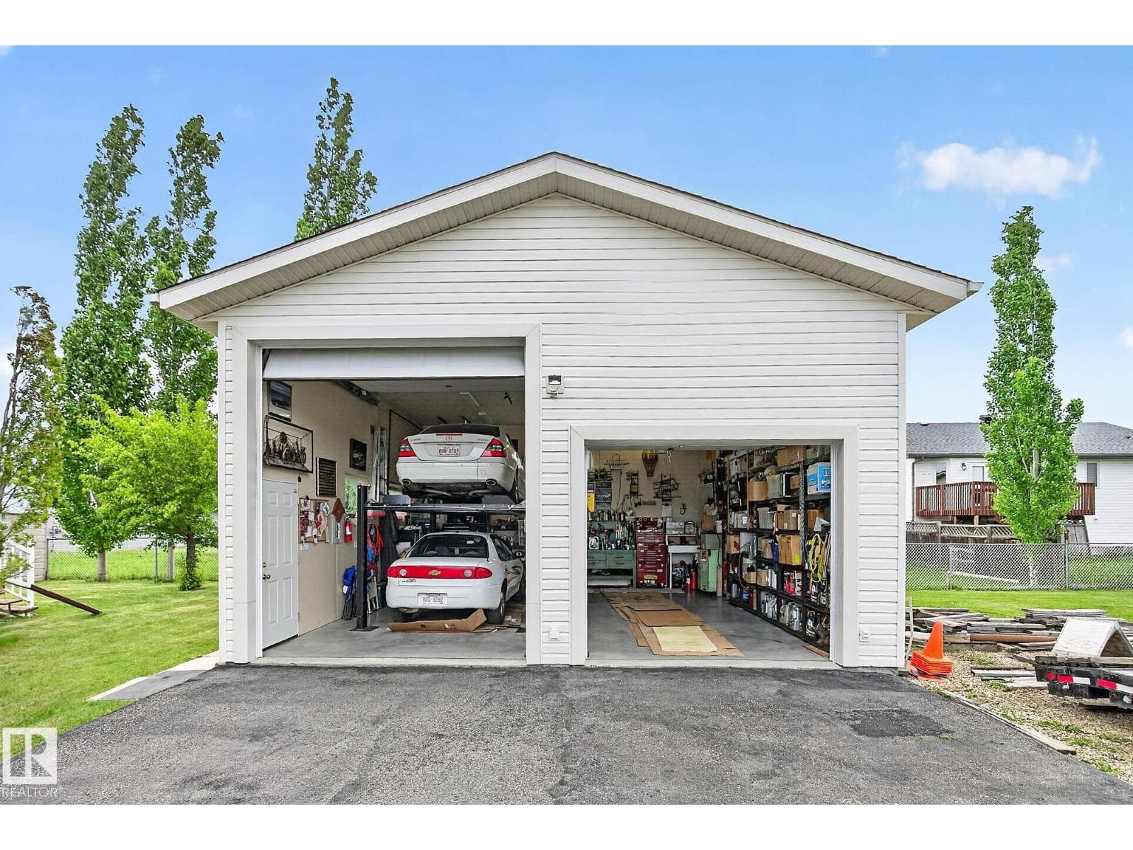 4805 53 AV — photo 3