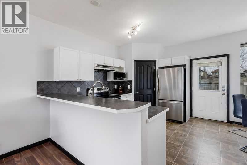 1001, 703 Luxstone Square SE — photo 5