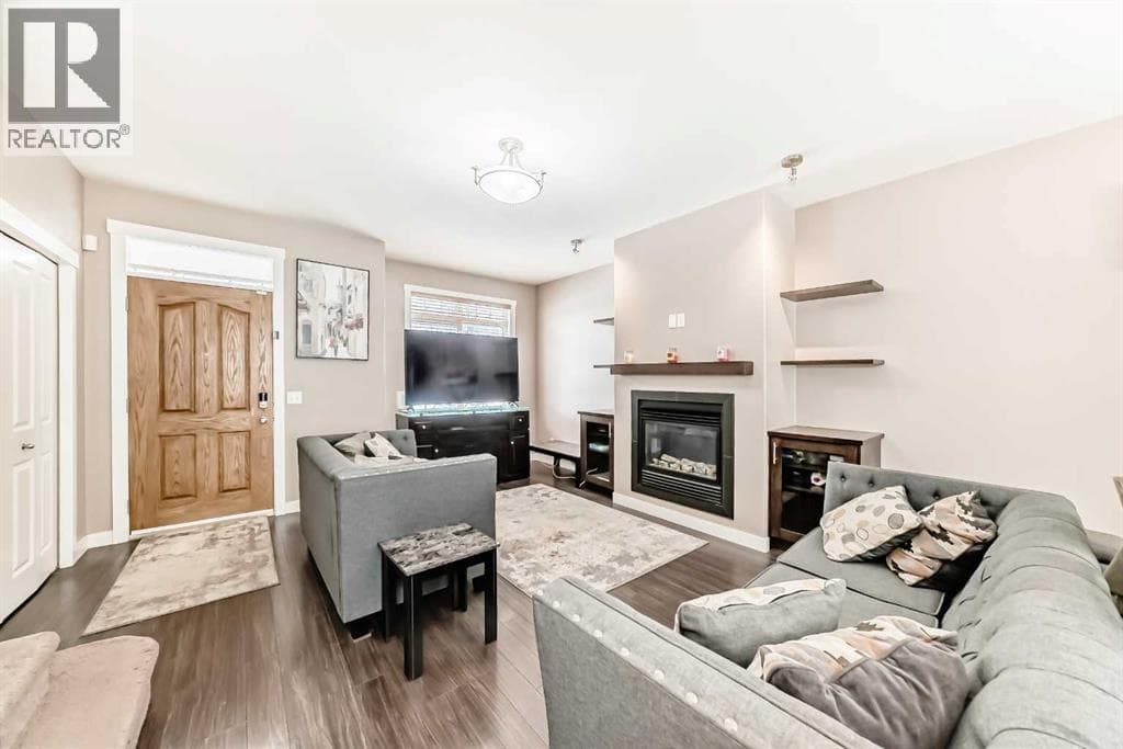 37 Skyview Ranch Gardens NE — photo 4