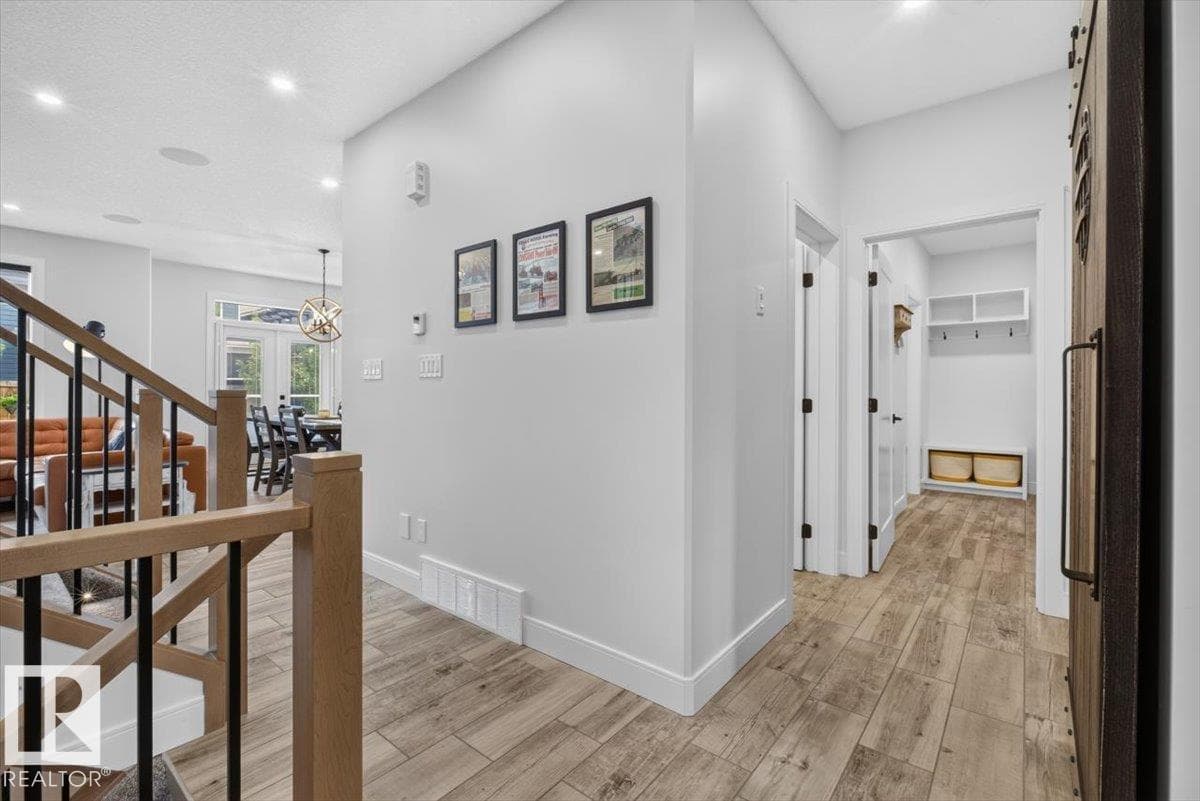 4470 SUZANNA CR SW — photo 3