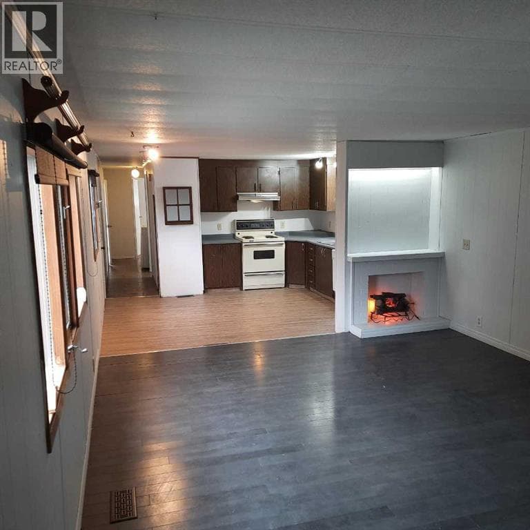 13333 17 Avenue N — photo 5