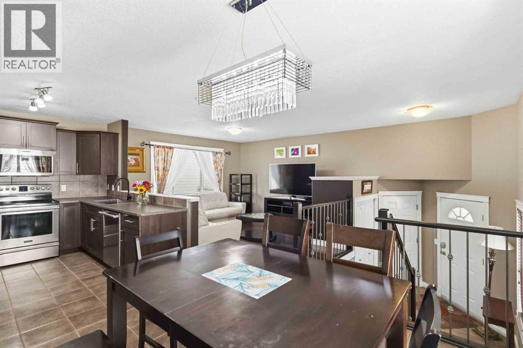 107 J.W. Mann Drive — photo 3