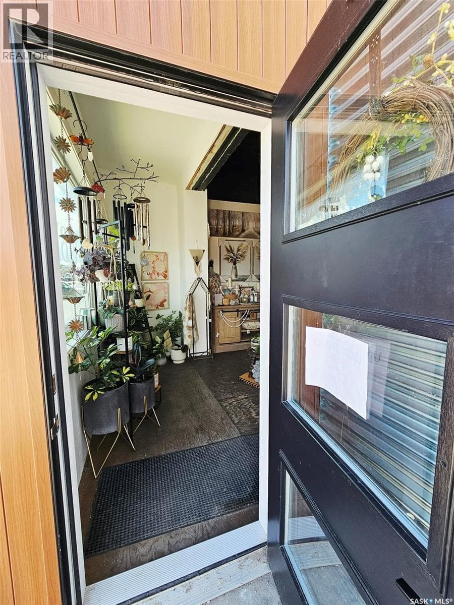 506 Main STREET — photo 2