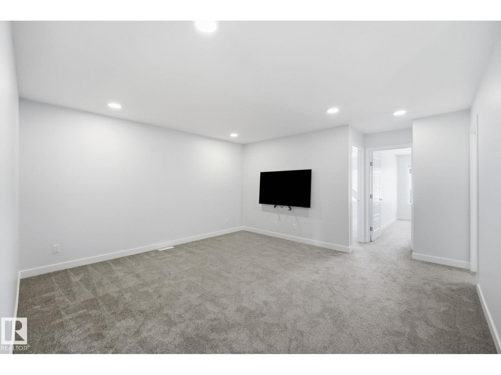 6015 EDMONDS PL NW — photo 4