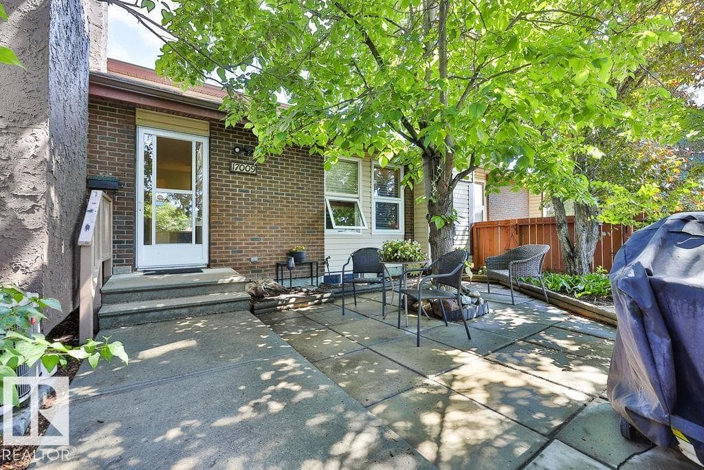 17009 109 ST NW