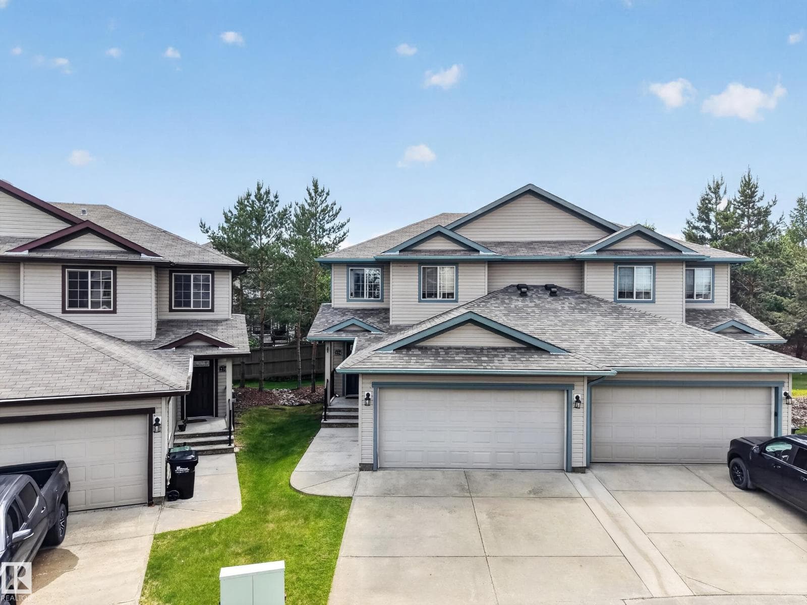 #229 21 SUMMERWOOD DR