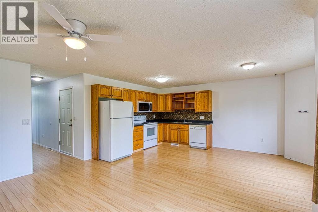 10312B 103 Street — photo 2
