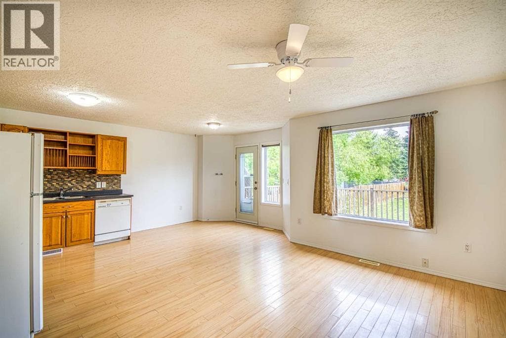 10312B 103 Street — photo 3