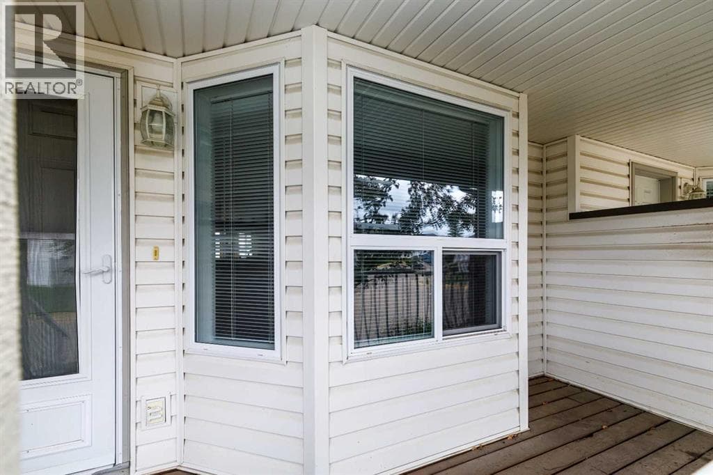 47, 33 Donlevy Avenue — photo 4
