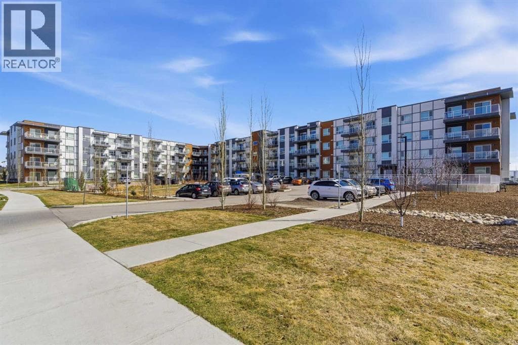 226, 360 Harvest Hills Way NE