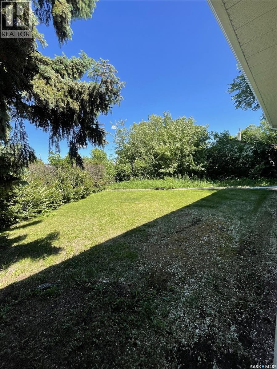 2800 1st AVENUE E — photo 3
