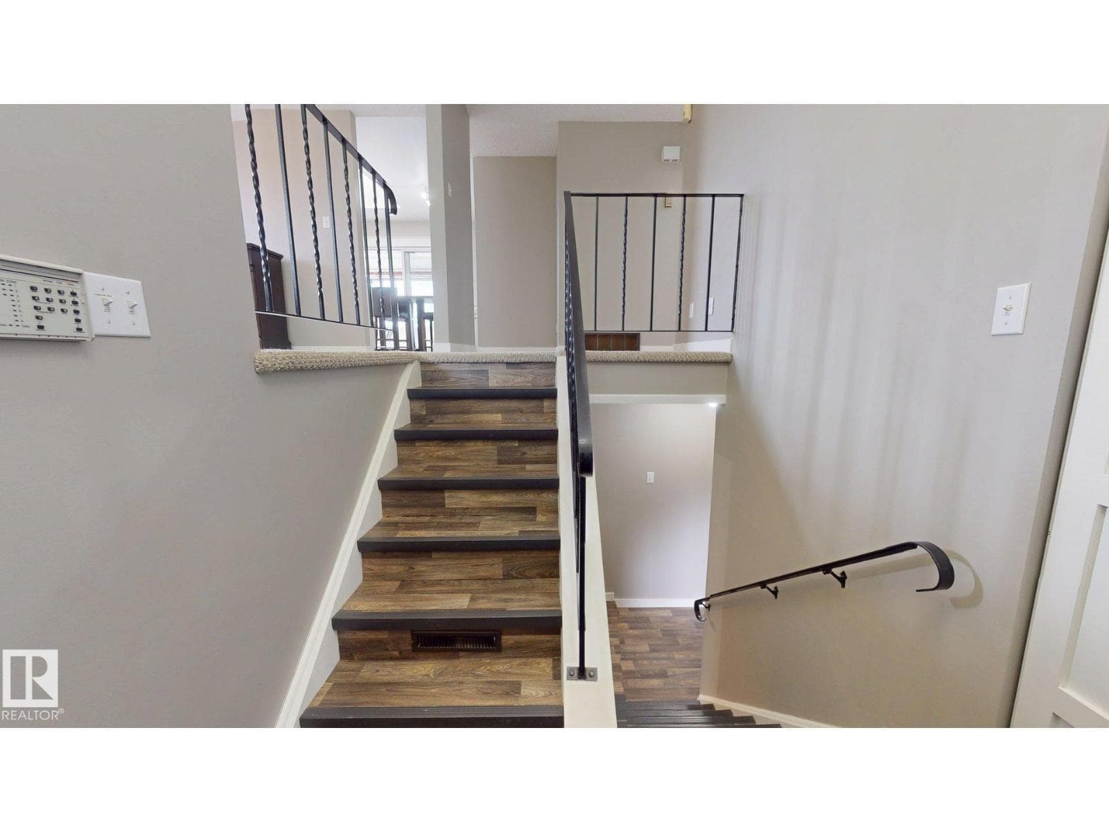 27309 TWP 534 — photo 4