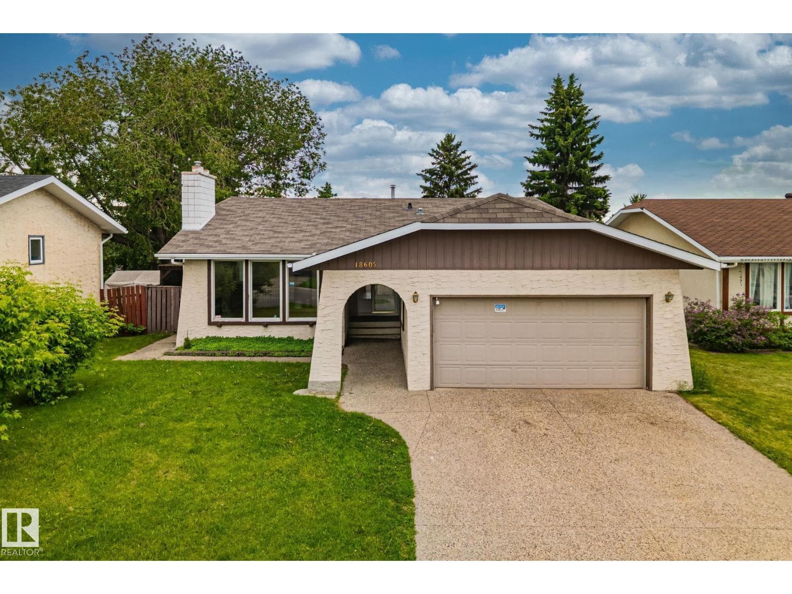 18605 86A AV NW