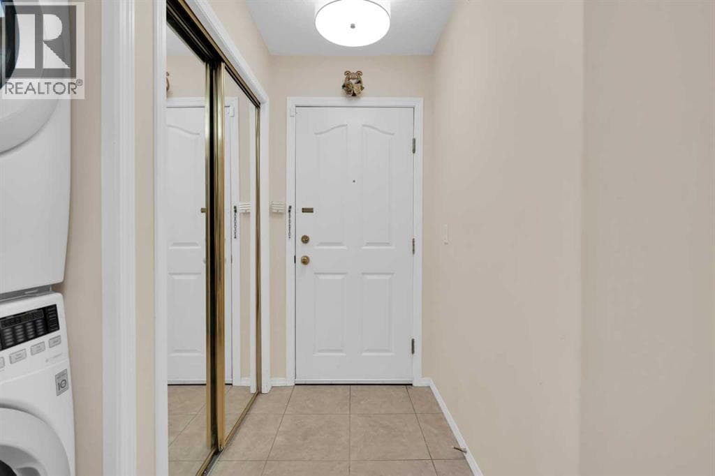 346, 165 Manora Place NE — photo 3
