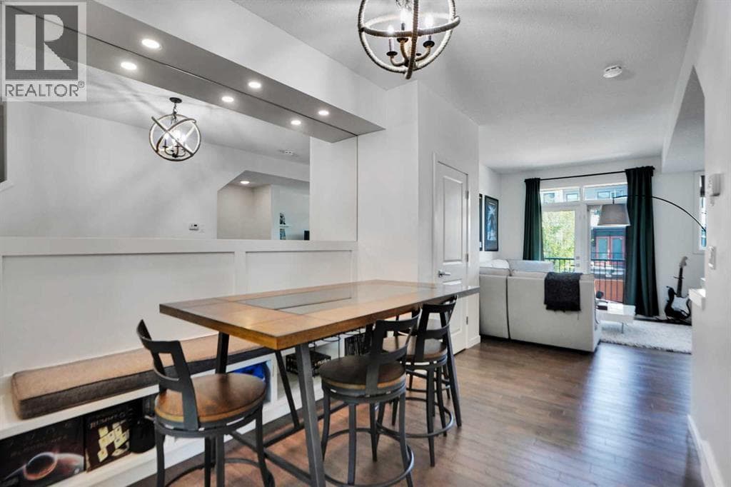 281 Walden Drive SE — photo 3