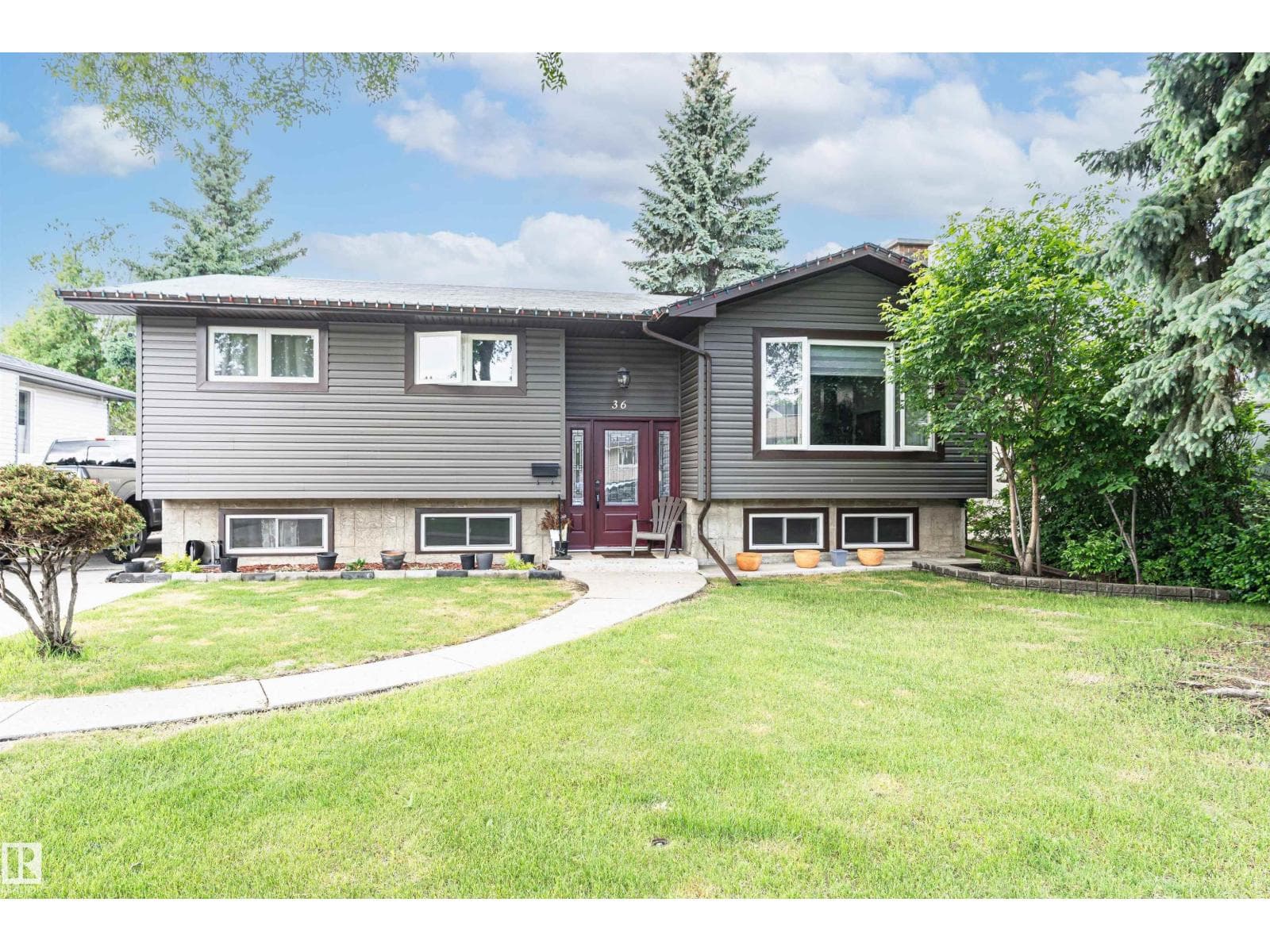 36 GREENWOOD WY — photo 3